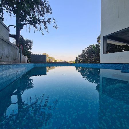 Mountain Hill Resort Lonavala Exteriör bild
