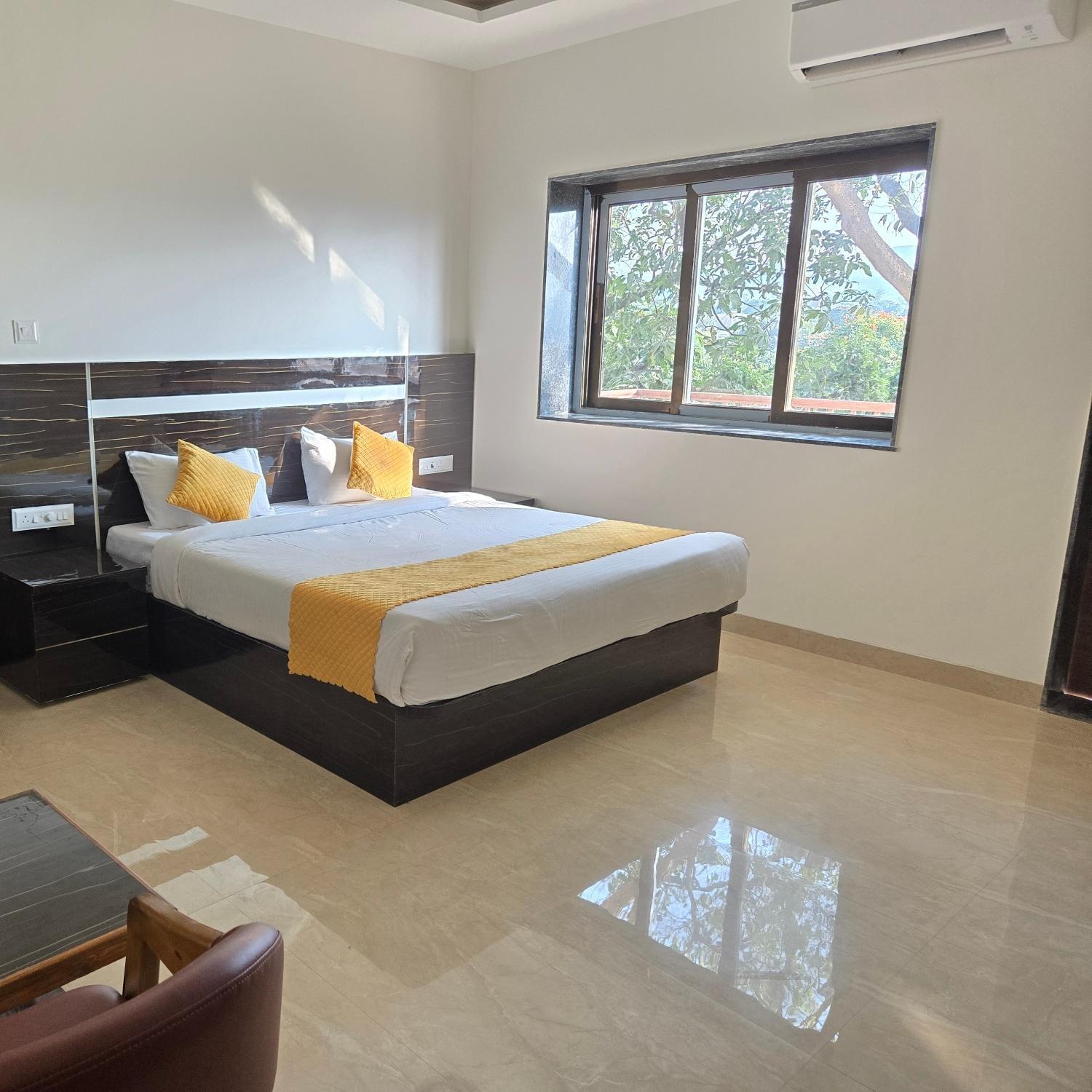 Mountain Hill Resort Lonavala Exteriör bild